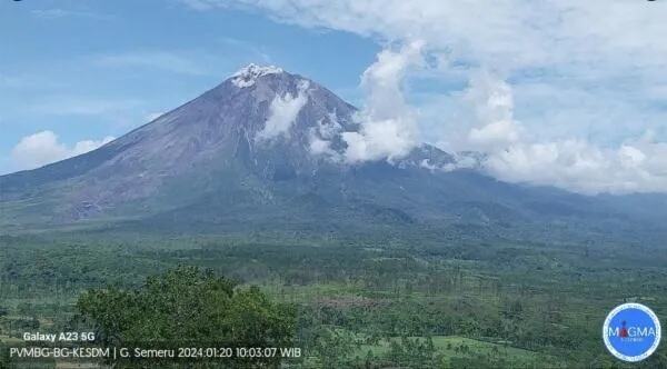 印尼塞梅鲁火山再次喷发