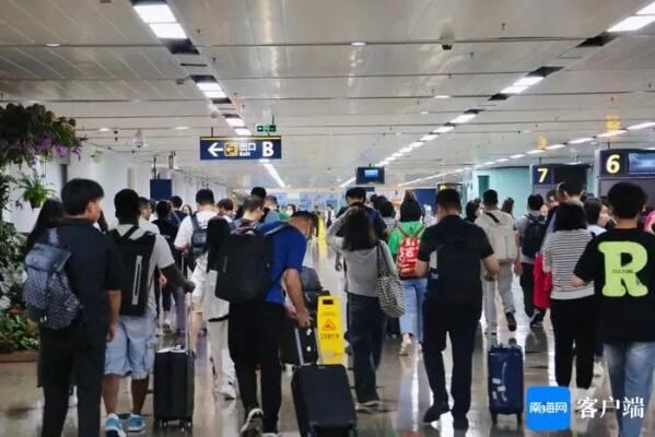 超131万人次旅客乘机出入海南